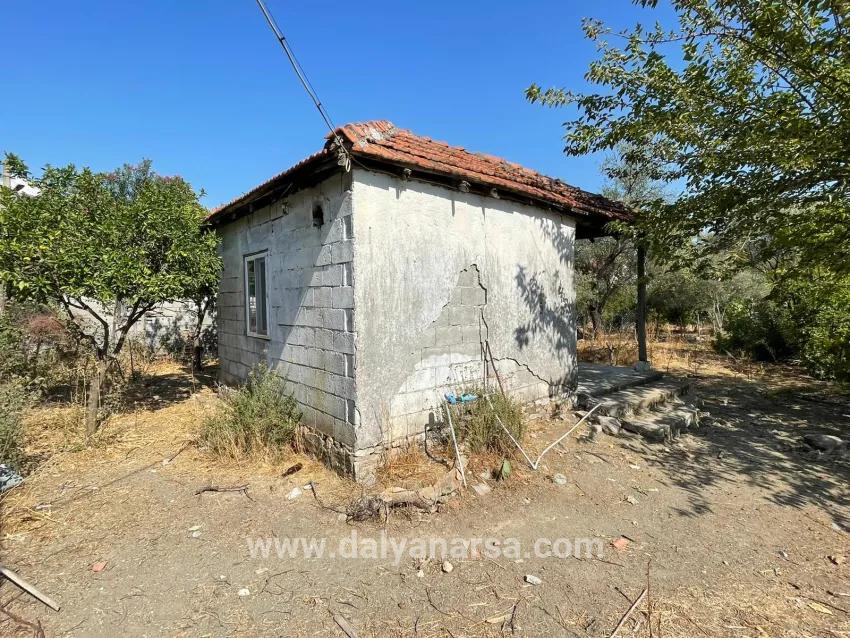 Freistehendes Haus (2765 M²) In Çandır, Direkt Am Kanal, Zu Verkaufen.