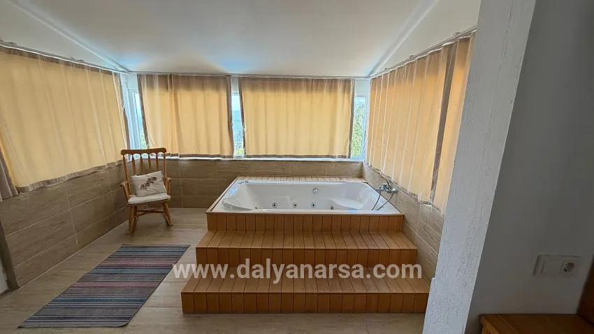 4+1-Zimmer Villa Zu verkaufen in Gökbel Bz. Ortaca - 992 m²