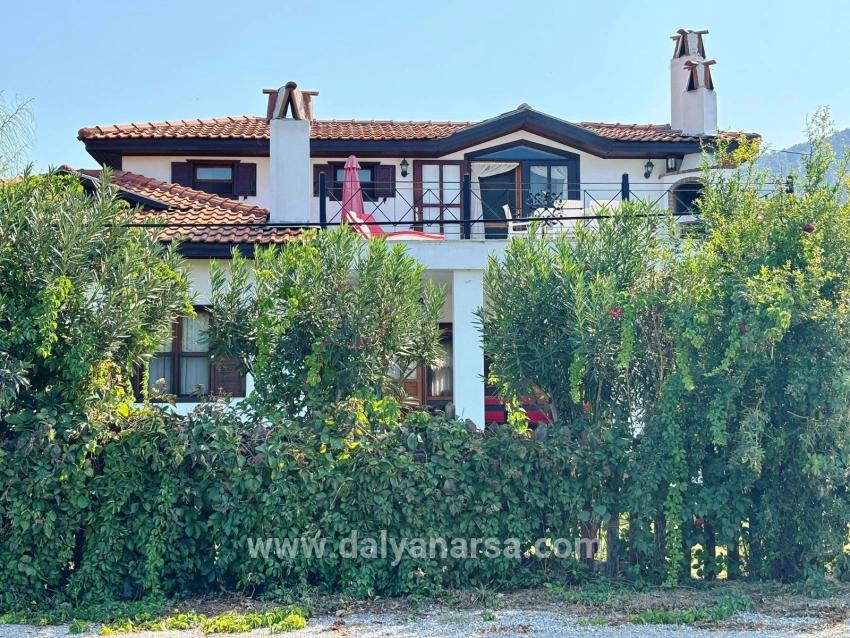 Villa Zum Verkauf Auf Einem 600 M² Großen Grundstück In Dalyan Arıkbaşı
