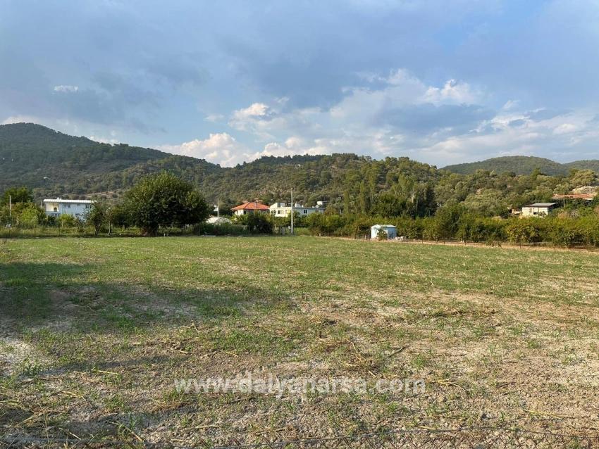 1160 M² Großes Grundstück Zum Verkauf In Rızai-taksim Im Dorfwohngebiet In Çandır
