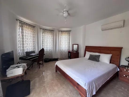 Eckgrundstück Mit 980 M² Und 5+1 Zimmern In Dalyan, Maraş, Zu Verkaufen.