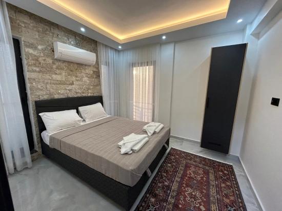 4+1 Villa Zum Verkauf In Eskiköy, Gelegen Auf Einem 14.136 M² Großen Grundstück