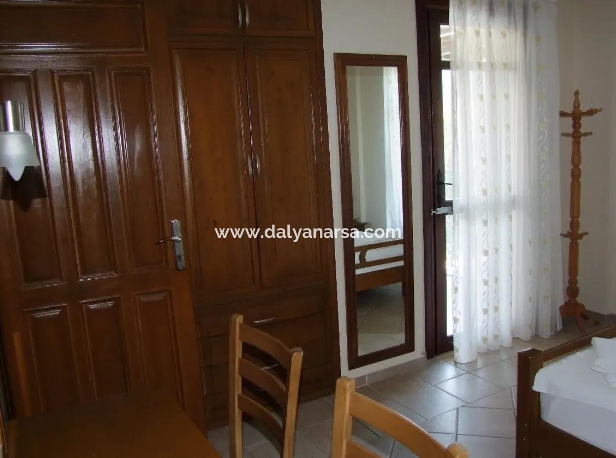 Der Malerische See Und Der Kanal In Die Lagune Zum Meer, Luxus-Villa Zum Verkauf In Der Königlichen Gräber Von Maras