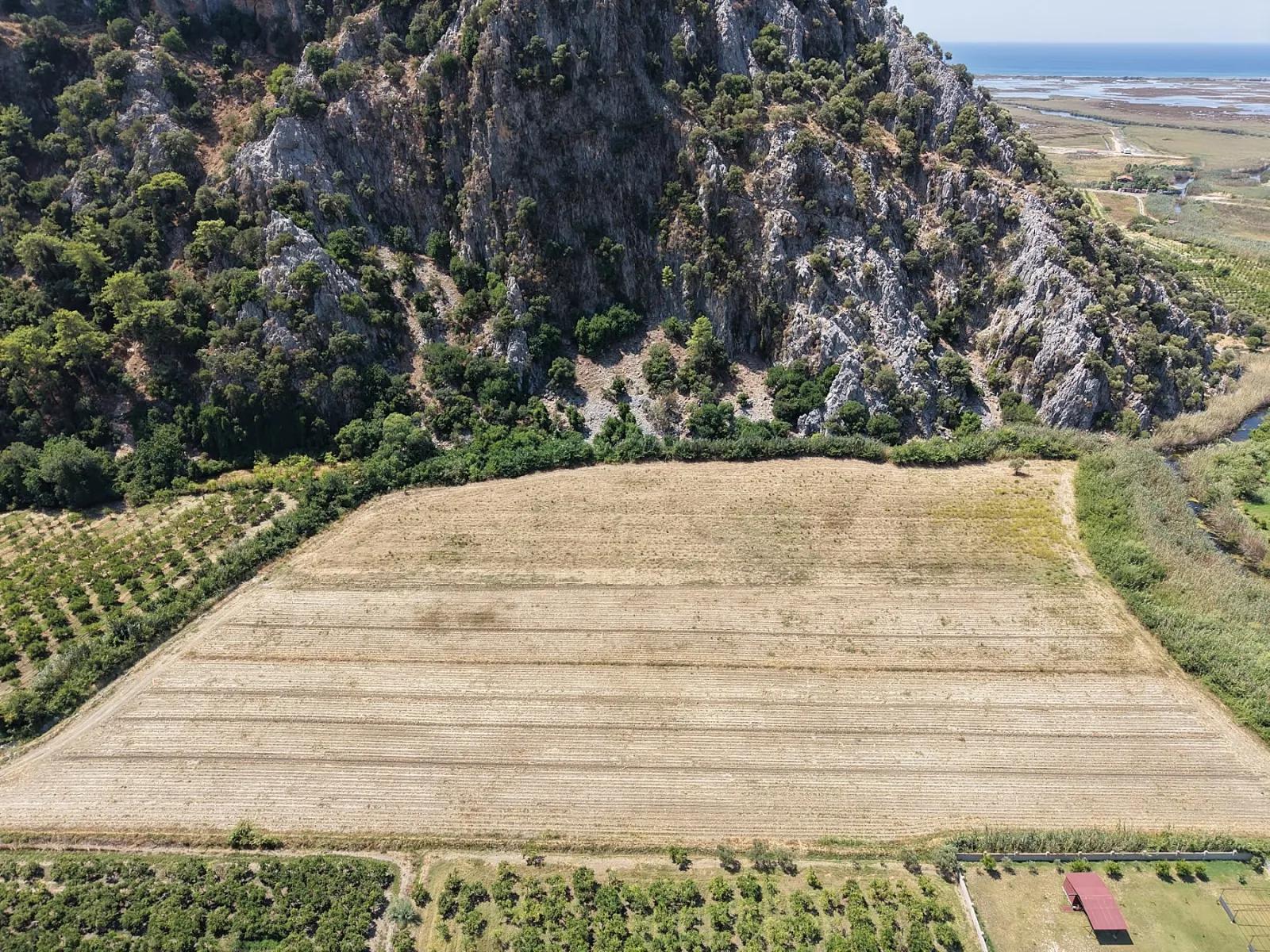 In Dalyan, a 20.786m2 field for sale