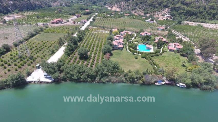 Land For sale in Çandır Nbh. Köyceğiz - Housing Zoned - 5.900 m²