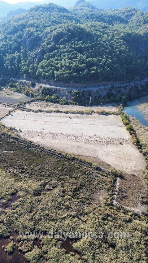 3210m2 2b Land For Sale In Çandır, Right On The Lakefront