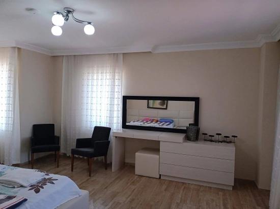 4+1 Villa For Sale In Dalyan Gülpınar, 573m2