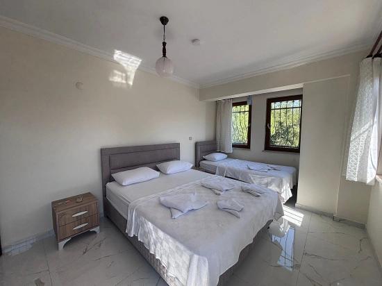 5+1 Villa For Sale On A 301m2 Plot In Dalyan