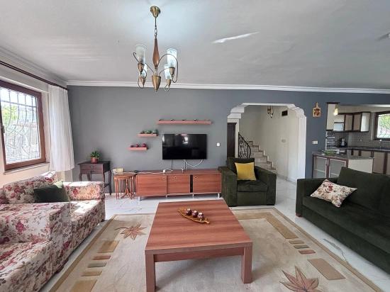 5+1 Villa For Sale On A 301m2 Plot In Dalyan