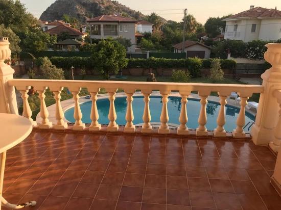 4+1 Villa For Sale On A 1000m2 Plot In Dalyan