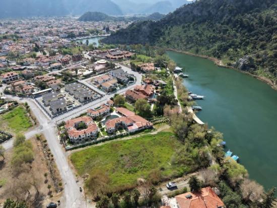 2600m2 Land For Sale In Dalyan Gülpınar, Next To The Canal, With 20% Tourism Zoning