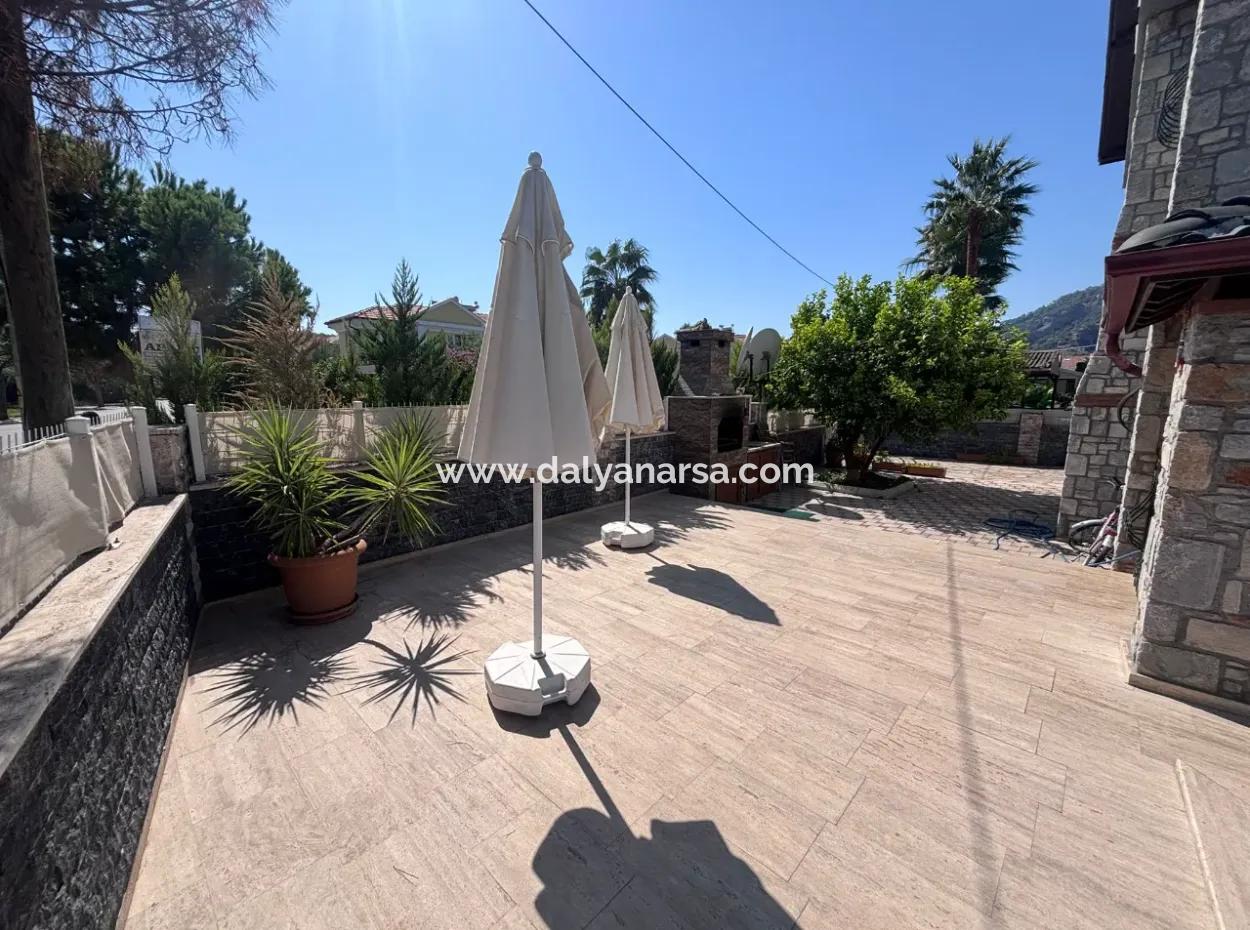 5 1 Villas For Sale In A Plot Of 301M2 In Dalyan Center