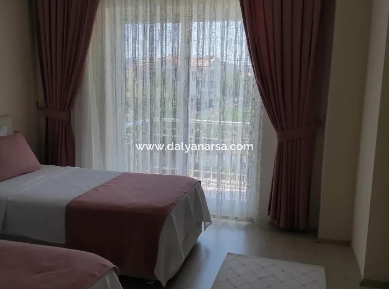 Dalyan Gülpinar'köşebaşi 545M2 Land For Sale 4 1 Villa