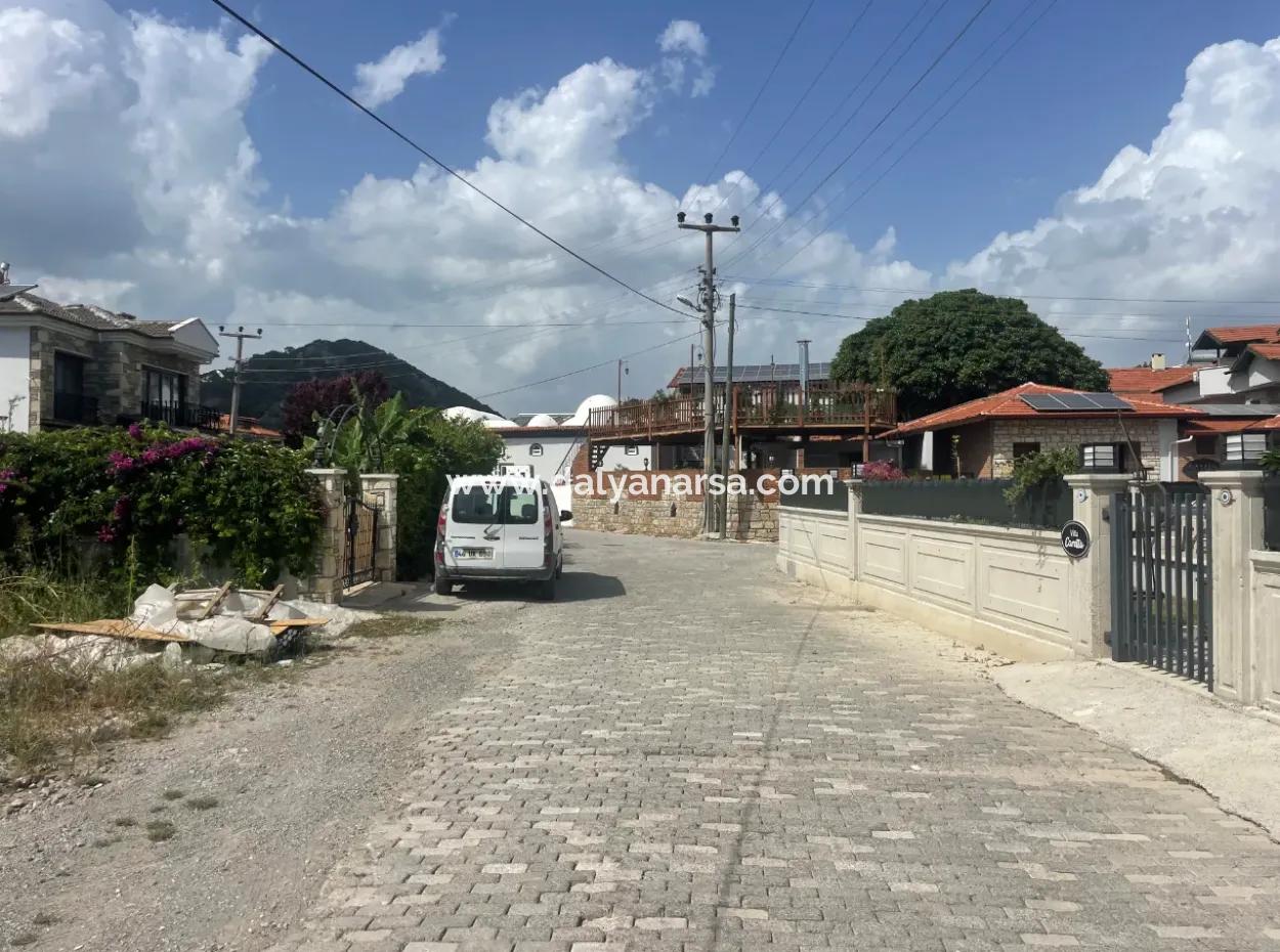 Land For Sale In Dalyan Gülpınar With 611M2 40 Zoning