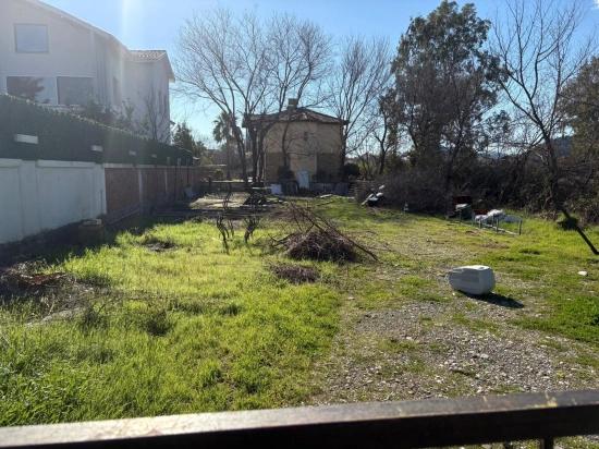 Продается Земельный Участок Площадью 550 М2 В Дальяне С Зонированием 15%+30.