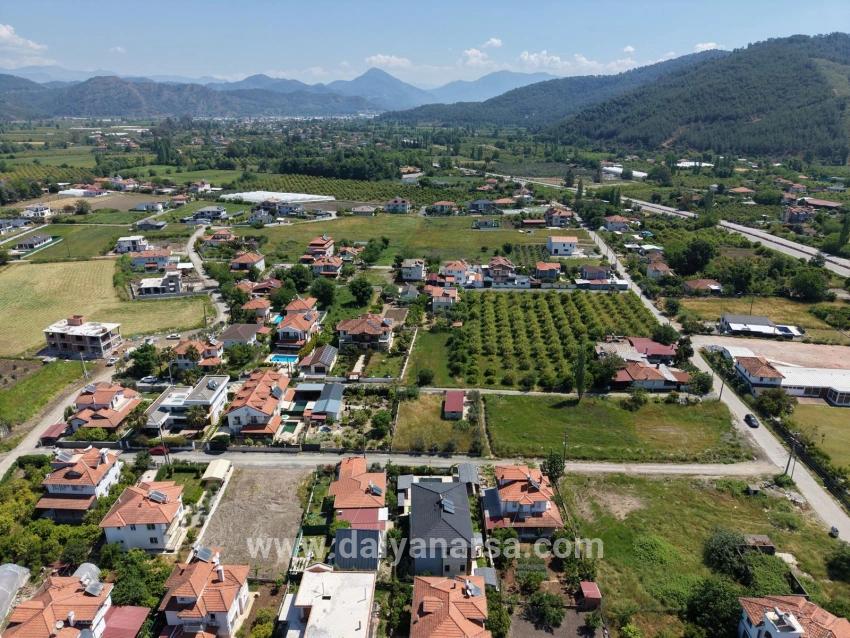 Okçular'da 1050m2 Köy Yerleşik Alanında Satılık Arsa