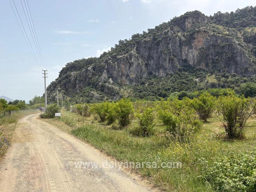 Okçular Marmarlı'da 2100 M2 Satılık Arsa