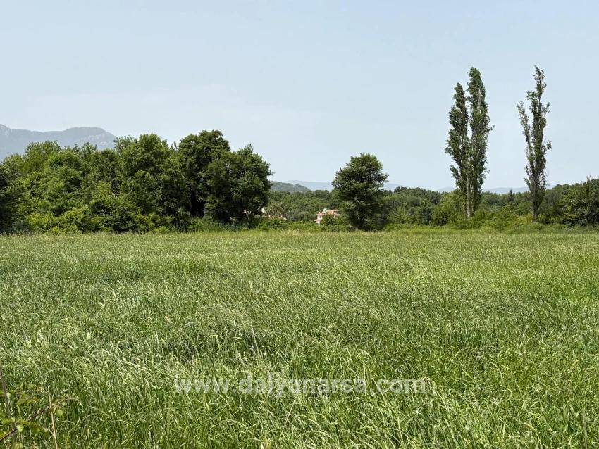 Okçular Marmarlı'da 2100 M2 Satılık Arsa