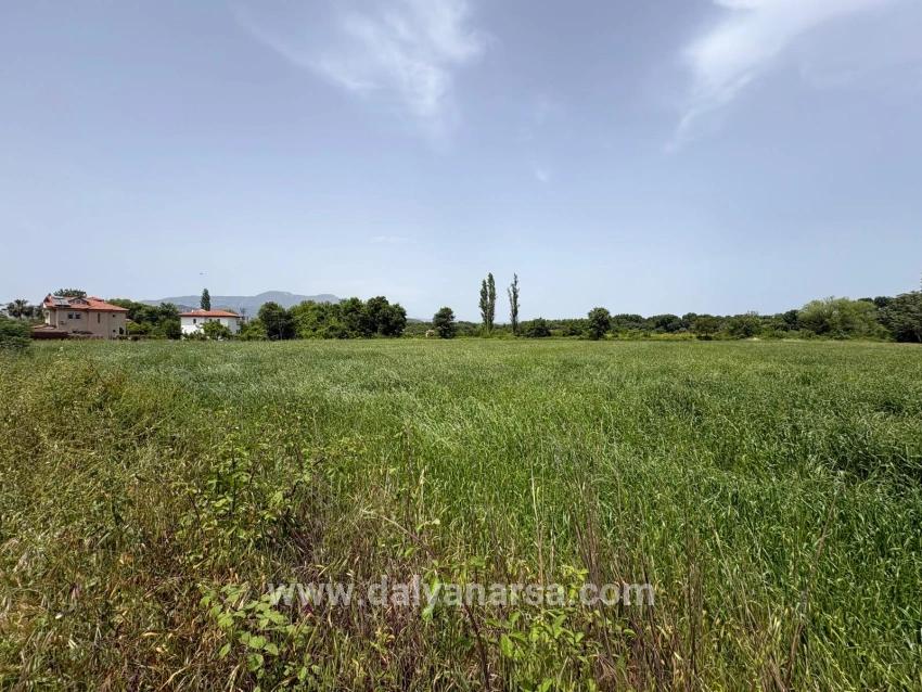 Okçular Marmarlı'da 2390m2 Satılık Arsa