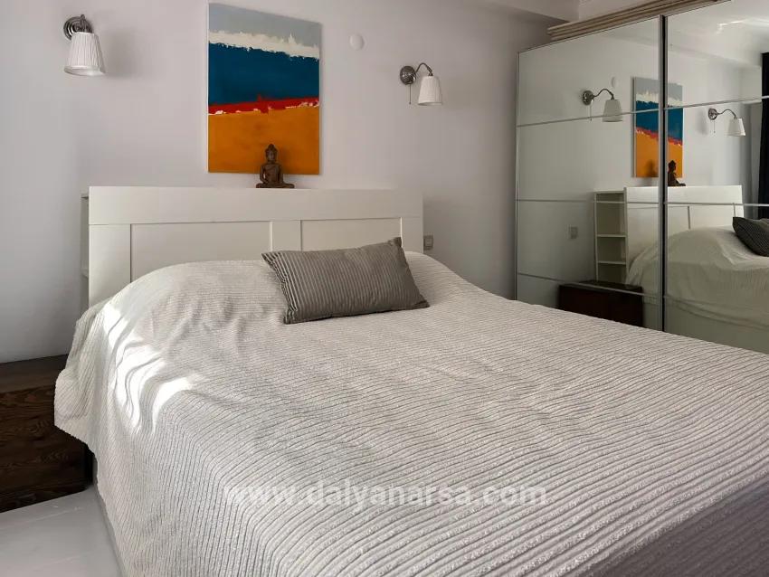 Dalyan'da Kanala Sıfır 4+1 Satılık Villa