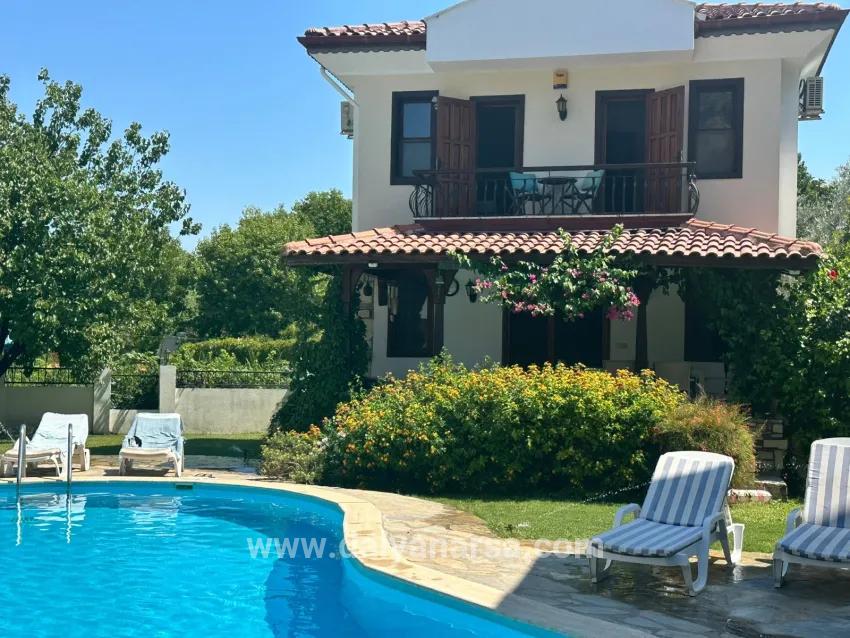 Dalyan Gülpınar'da Site İçerisinde 2+1 Satılık Villa