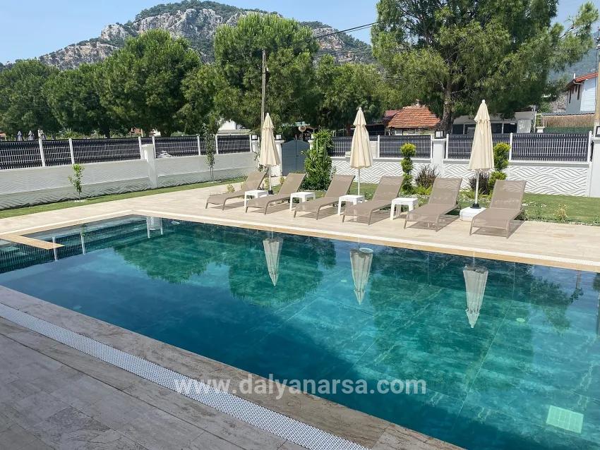 Dalyan'da 4+1 Satılık Villa