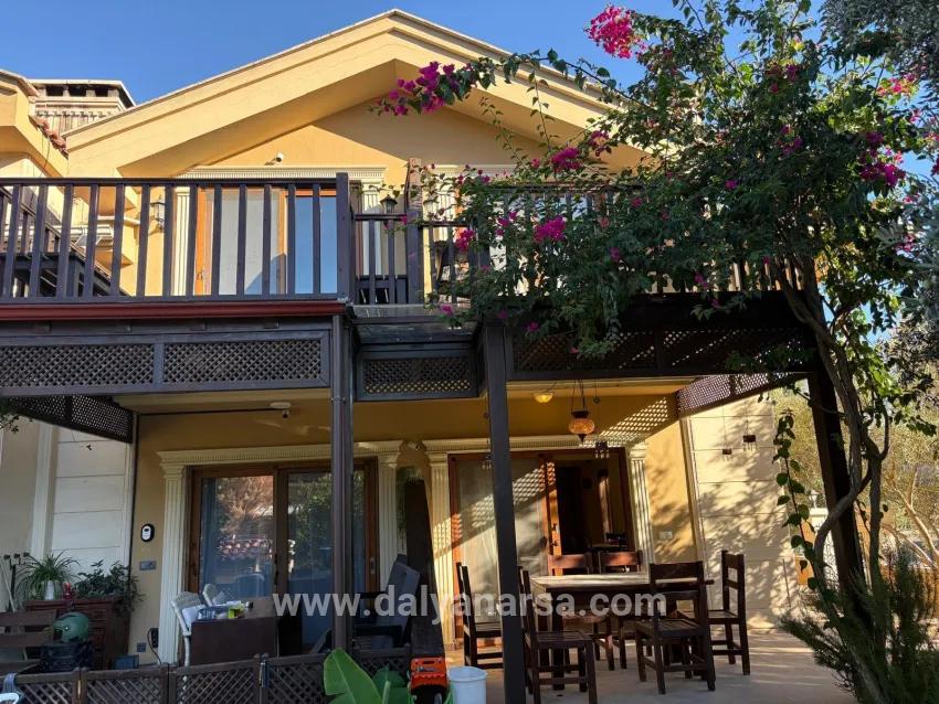 Ortaca Dalyan Mah. Satılık 4+2 Villa - 200 m²