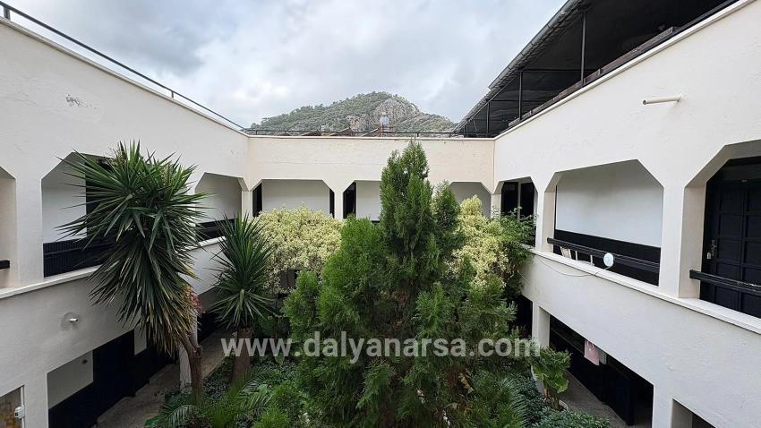 Dalyan'da 30 Odalı Kanala Yakın Satılık Otel
