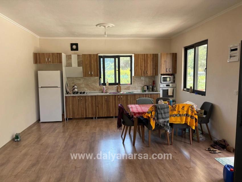 Dalyan Karadağ Mevkiinde 2500m2 Tarla İçerisinde 120m2 Müstakil Ahşap Ev