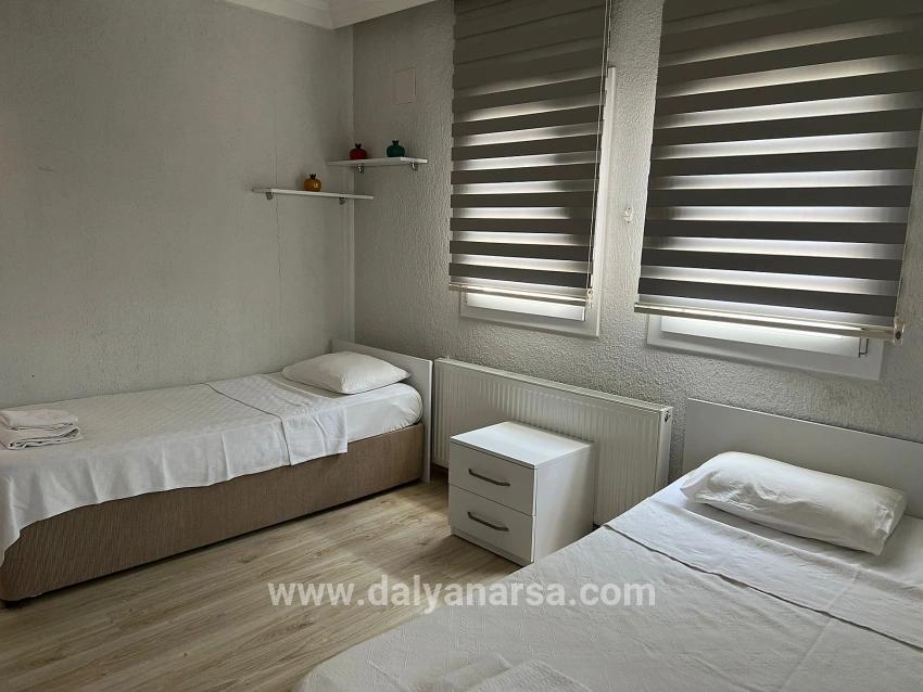 Dalyan'da Köşebaşı 600m2 Arsa İçerisinde 3+1 Satılık Villa