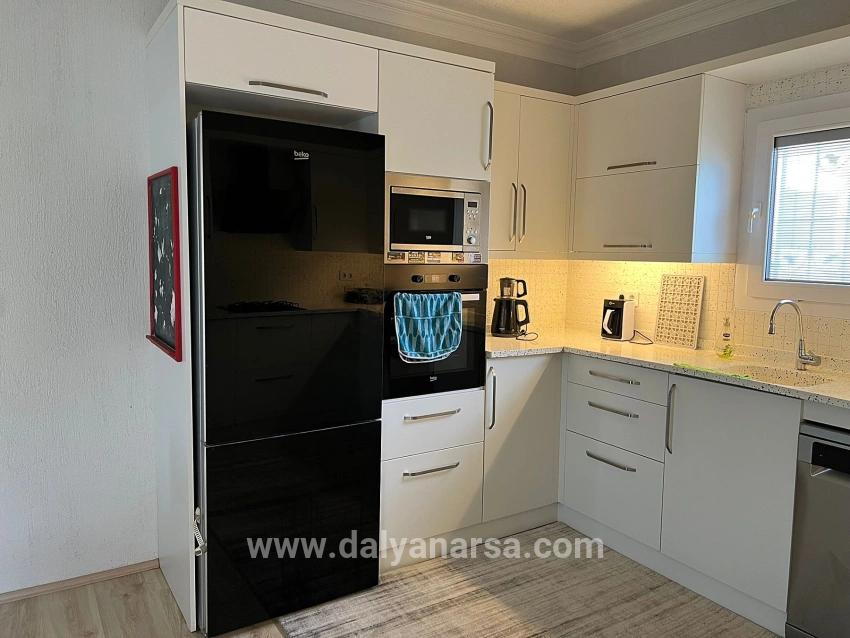 Dalyan'da Köşebaşı 600m2 Arsa İçerisinde 3+1 Satılık Villa