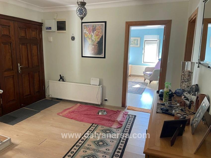 Dalyan Gülpınar'da 6000m2 Arsa İçerisinde 4+2 Satılık Villa