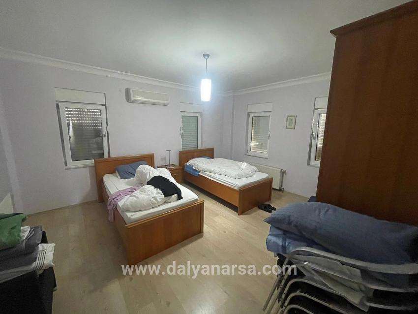 Dalyan Gülpınar'da 6000m2 Arsa İçerisinde 4+2 Satılık Villa