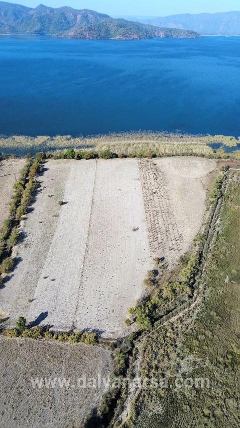 Çandır'da Göle Sıfır 3210m2 Satılık 2b Arazisi