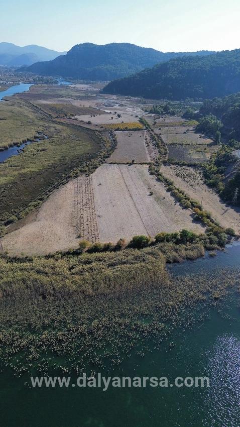 Çandır'da Göle Sıfır 3210m2 Satılık 2b Arazisi