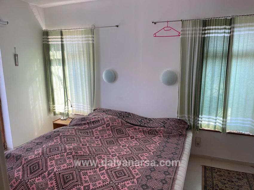 Eskiköy'de 2882 M2 Arsa İçerisinde Müstakil Satılık Tek Katlı Ev