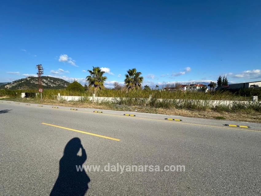 Dalyan Anayola Sıfır 5.111m2 Satılık Ticari-konut Arsası