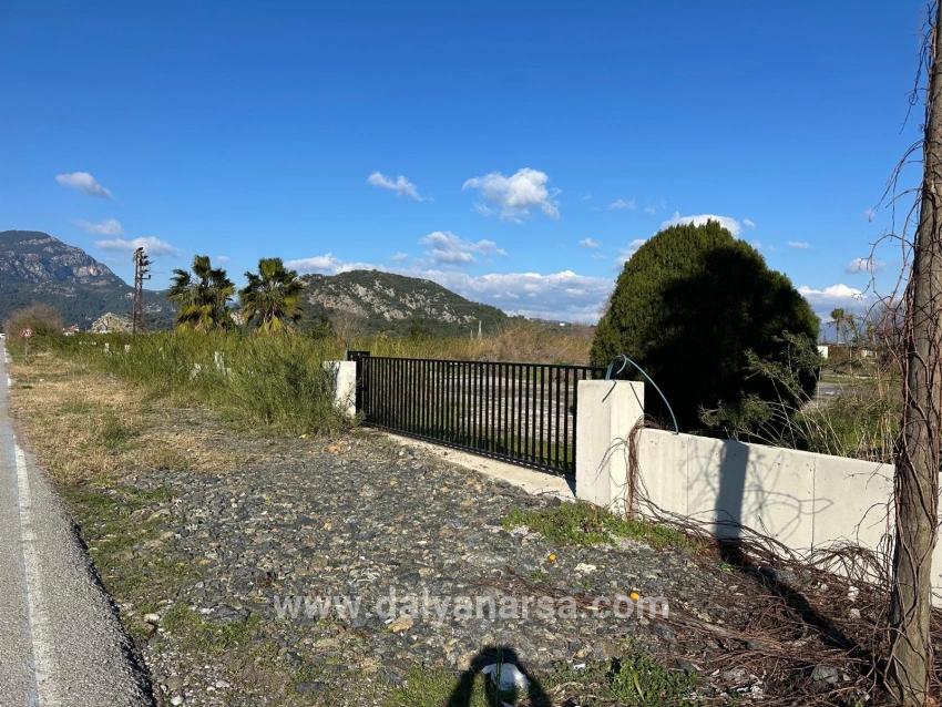 Dalyan Anayola Sıfır 5.111m2 Satılık Ticari-konut Arsası