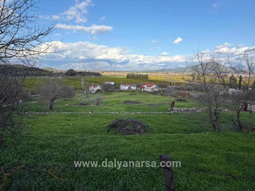 Dalyan'da Göl Manzaralı 11.230m2 Satılık Tarla