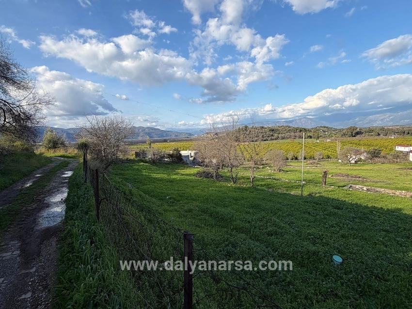 Dalyan'da Göl Manzaralı 11.230m2 Satılık Tarla