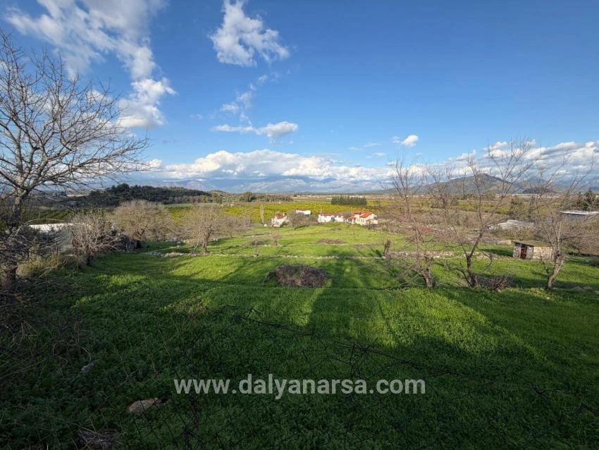 Dalyan'da Göl Manzaralı 11.230m2 Satılık Tarla