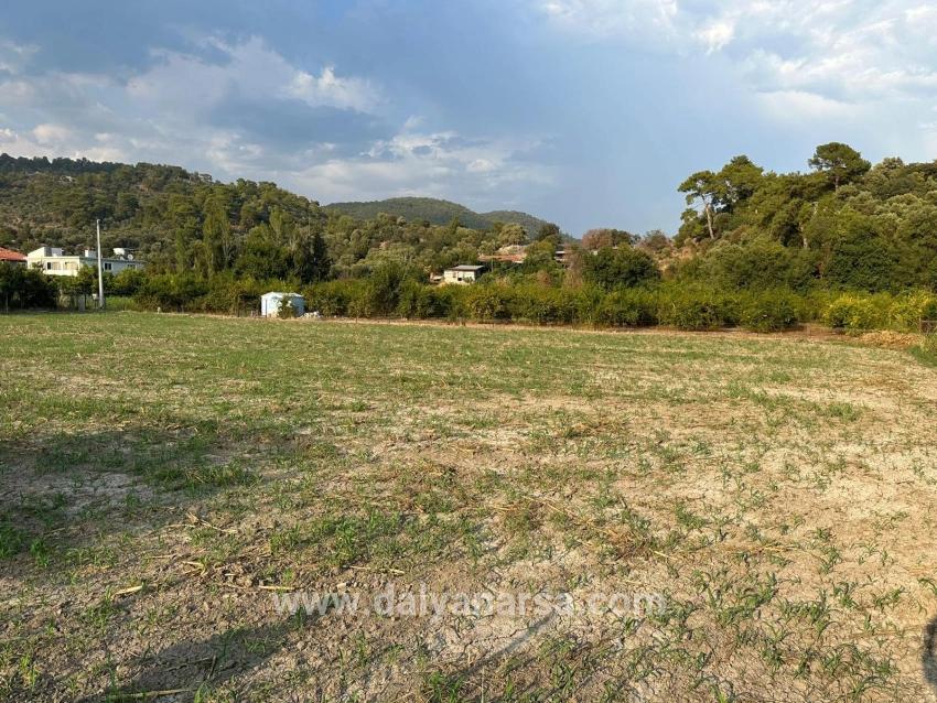 Çandır'da Köy Yerleşik Alanı İçerisinde Rızai-taksimli 1160m2 Satılık Arsa