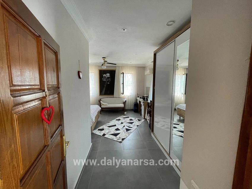 Dalyan İztuzu Manzaralı 7000m2 Arsa İçinde 4+1 Satılık Lüks Villa