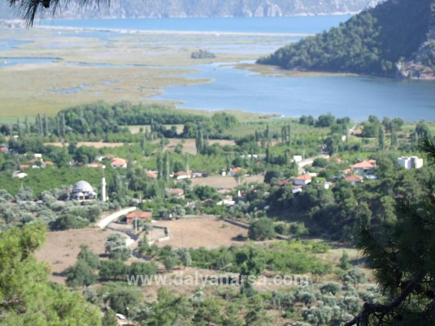 Çandır'da Göl Manzaralı 1252m2 Satılık Arsa
