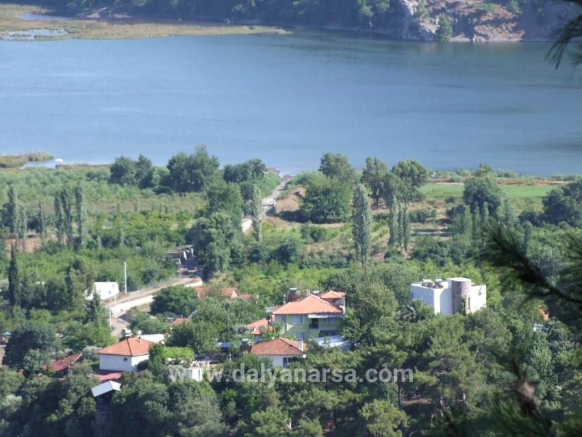 Çandır'da Göl Manzaralı 1252m2 Satılık Arsa