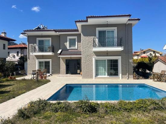 Dalyan Gülpınar'da 514m2 Arsa İçinde Satılık Villa