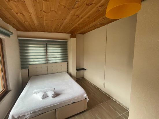 Dalyan'da 11.000m2 Arsa İçerisinde Satılık Butil Otel Ve Bungalov