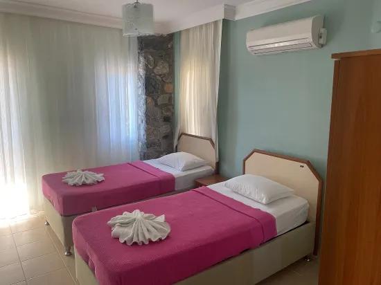Dalyan'da Site İçerisinde 3+1 Satılık Villa