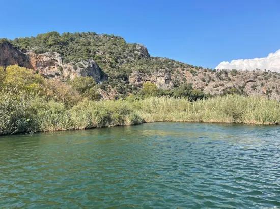 Çandır'da Kanala Sıfır 2765m2 Satılık Müstakil Ev