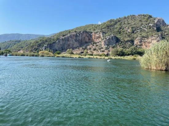 Çandır'da Kanala Sıfır 2765m2 Satılık Müstakil Ev